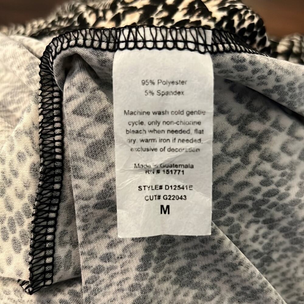Hailey 23 Seanna Knit Faux Wrap Knit Dress - NWOT - Size M - Picture 10 of 11